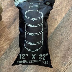 Lewis n clark 12”x22” bag